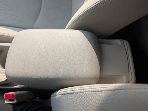 Used 2013 Subaru Crosstrek 2.0i Premium image 27