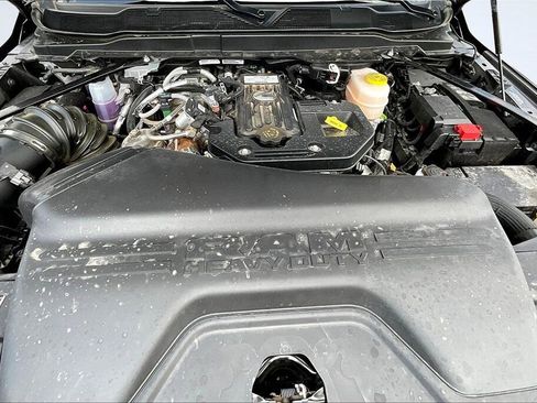 New 2025 RAM 2500 Laramie image 10