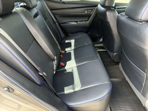 Used 2019 Toyota Corolla XSE FWD image 18