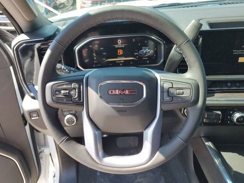 New 2026 GMC Sierra 2500 SLT w/ SLT Convenience Package AWD/4WD image 22