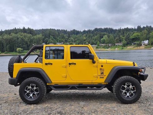 Used 2008 Jeep Wrangler Unlimited X AWD/4WD image 12