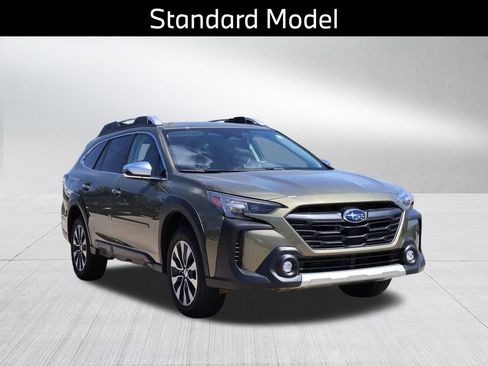 Used 2025 Subaru Outback Touring XT AWD/4WD image 4