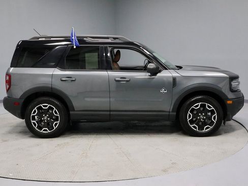 Certified 2025 Ford Bronco Sport Outer Banks w/ Outer Banks Tech Package+ image 7