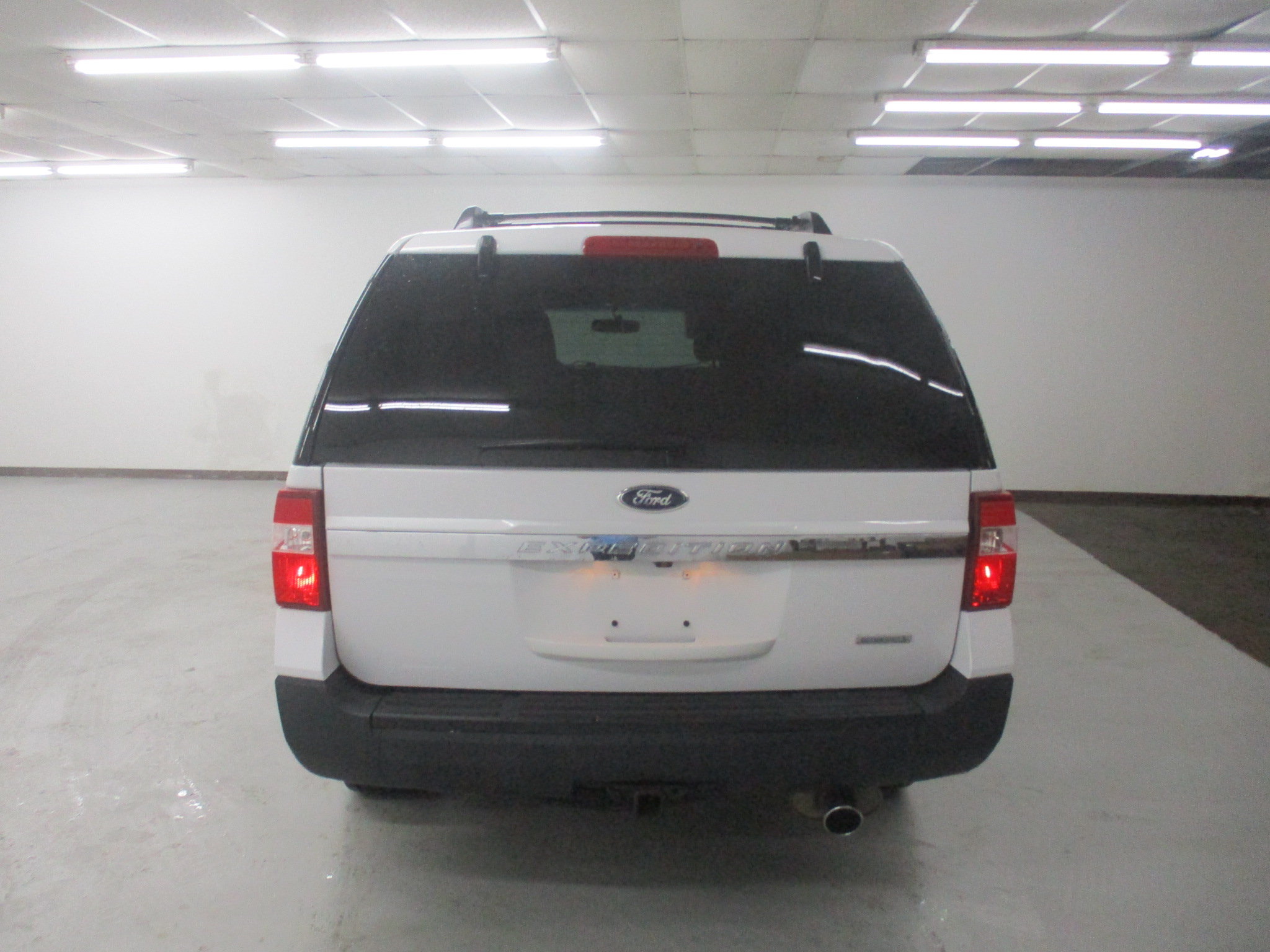 Used 2016 Ford Expedition XL AWD/4WD image 6