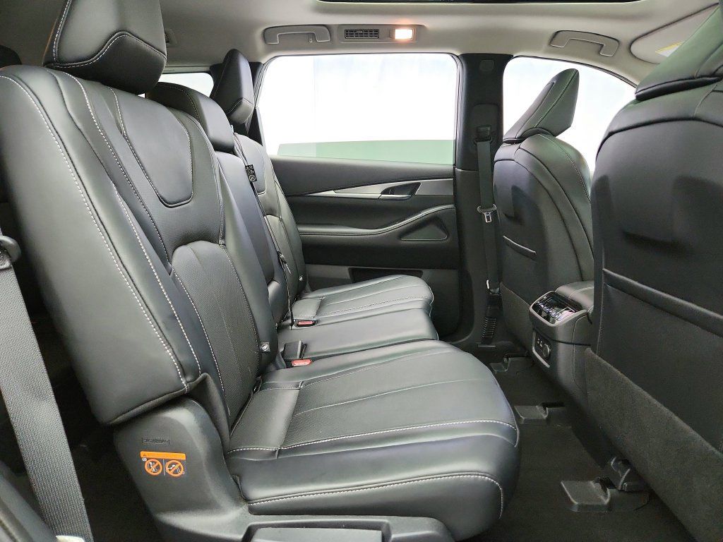 Used 2023 INFINITI QX60 Luxe AWD/4WD image 29