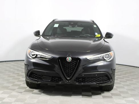 Used 2023 Alfa Romeo Stelvio Veloce AWD/4WD image 2
