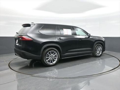 Certified 2026 Toyota Grand Highlander AWD image 9