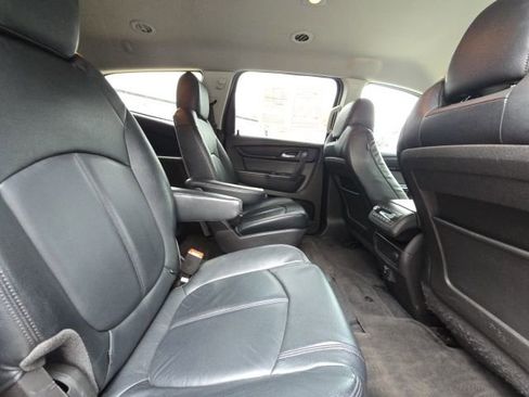 Used 2016 Chevrolet Traverse LT image 16