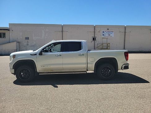 Used 2021 GMC Sierra 1500 Denali w/ Denali Ultimate Package AWD/4WD image 29