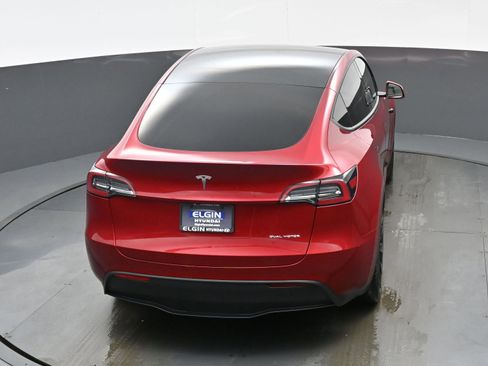 Used 2024 Tesla Model Y Long Range AWD/4WD image 38
