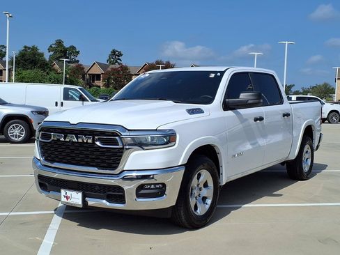 Used 2025 RAM 1500 Lone Star RWD image 3