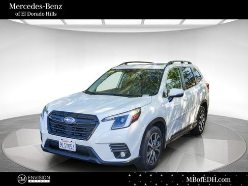 Used 2024 Subaru Forester Limited AWD/4WD image 1