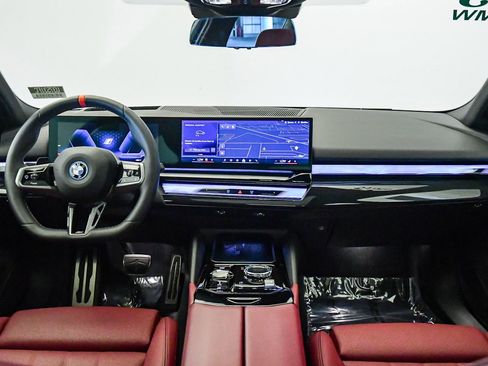 Used 2025 BMW i5 M60 image 16
