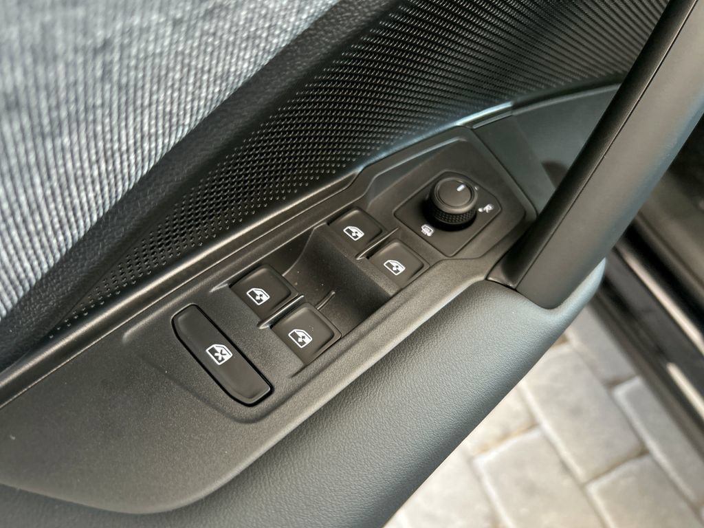 Certified 2026 Volkswagen Tiguan S FWD image 10