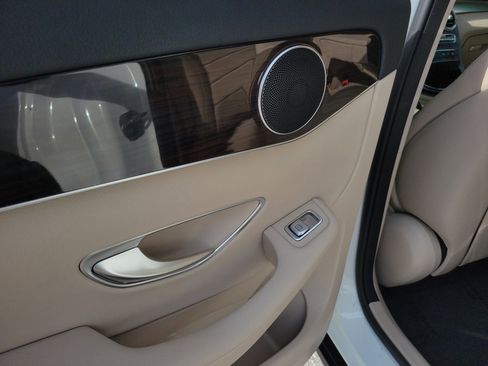 Certified 2022 Mercedes-Benz GLC 300 image 11