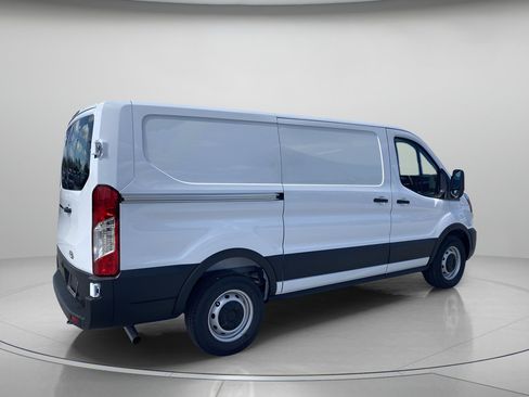 New 2026 Ford Transit 150 Low Roof RWD image 4