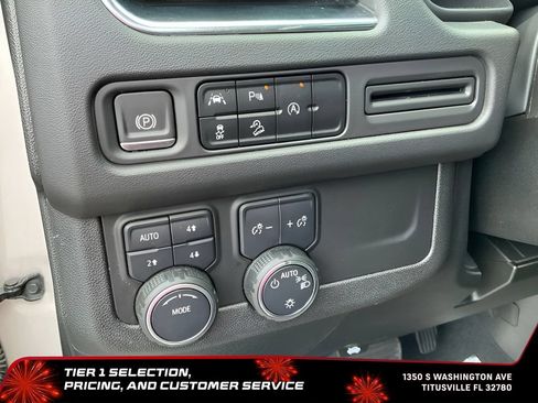 Used 2023 Chevrolet Tahoe Z71 AWD/4WD image 35