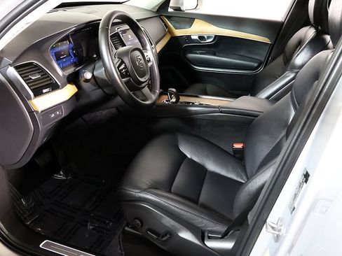 Used 2024 Volvo XC90 T8 Plus w/ Protection Package AWD/4WD image 12
