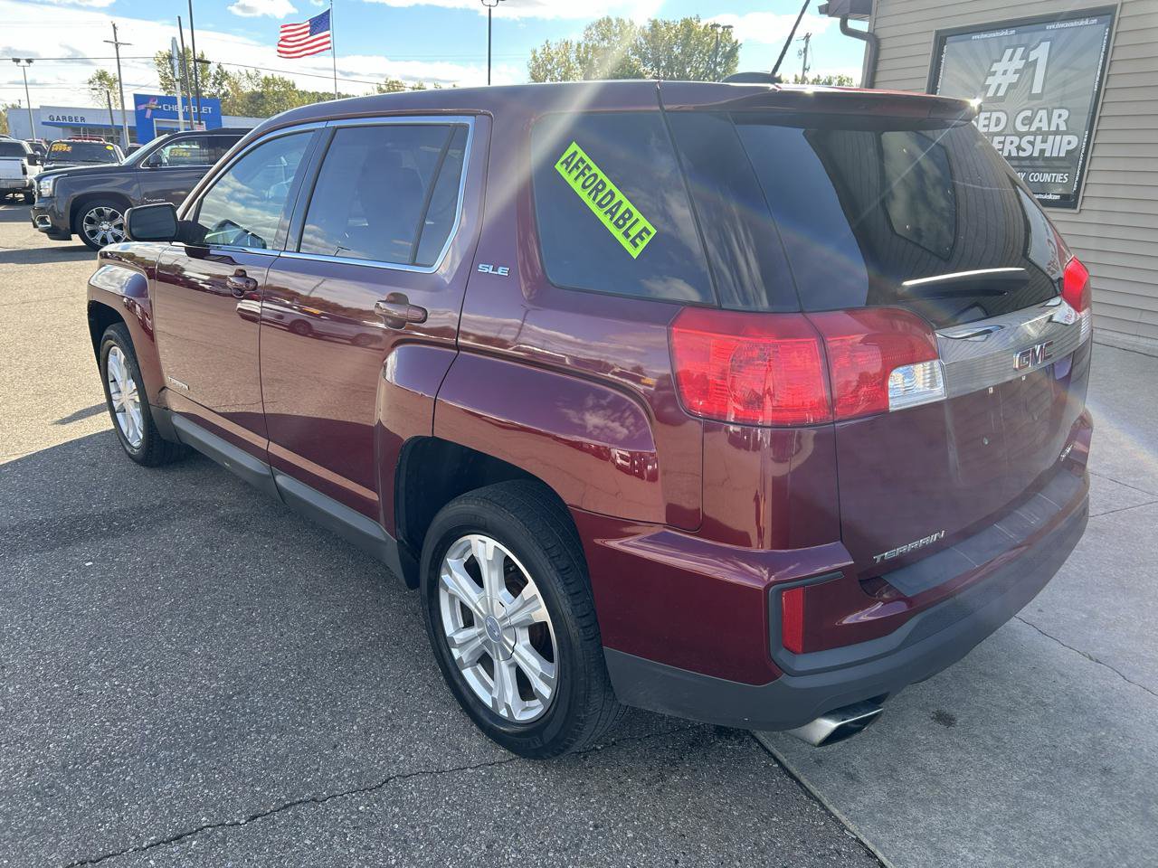 Used 2017 GMC Terrain SLE AWD/4WD image 7