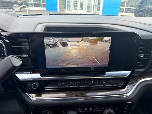 Used 2023 Chevrolet Silverado 1500 RST AWD/4WD image 13