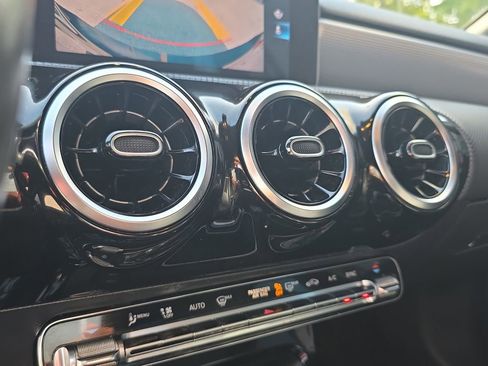 Used 2020 Mercedes-Benz A 220 4MATIC w/ Premium Package image 33