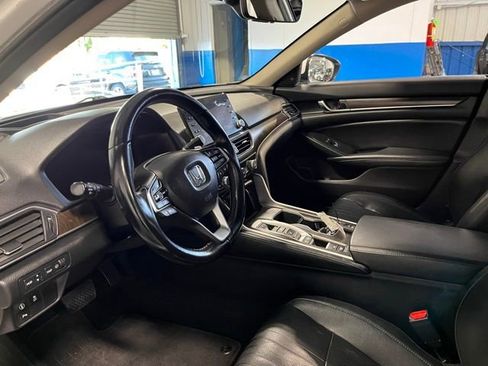 Used 2021 Honda Accord Touring image 21