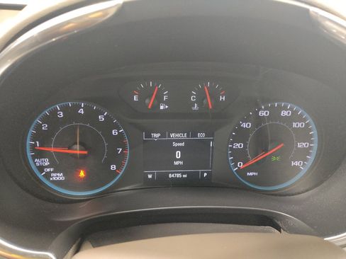 Used 2021 Chevrolet Malibu LT FWD image 23