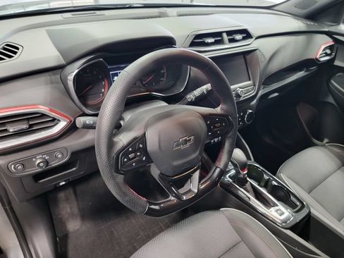 Used 2023 Chevrolet TrailBlazer RS AWD/4WD image 12