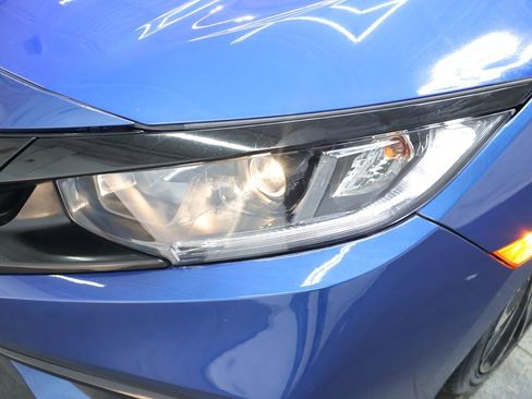 Used 2019 Honda Civic Sport image 27
