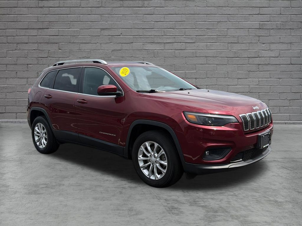 Used 2019 Jeep Cherokee Latitude w/ Popular Appearance Group AWD/4WD image 7