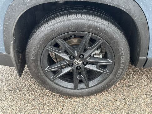 Used 2024 Toyota Grand Highlander AWD Hybrid image 46