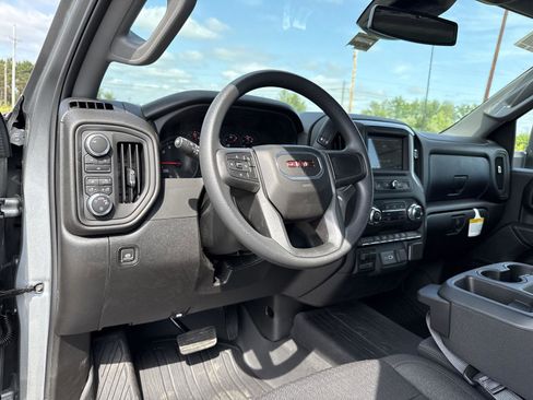 New 2025 GMC Sierra 2500 Pro w/ Convenience Package image 19