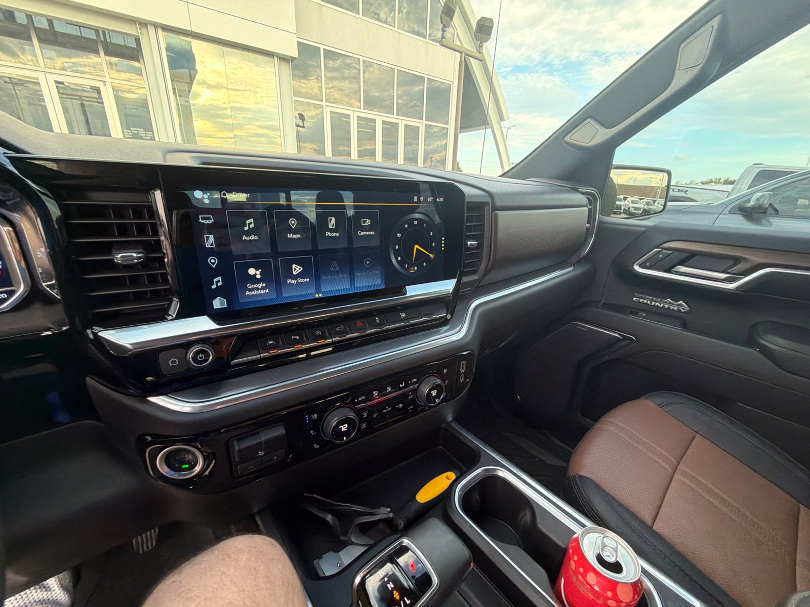 Used 2024 Chevrolet Silverado 1500 High Country w/ High Country Premium Package AWD/4WD image 7