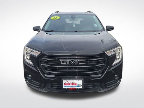 Used 2023 GMC Terrain SLT w/ Infotainment Package II AWD/4WD image 10