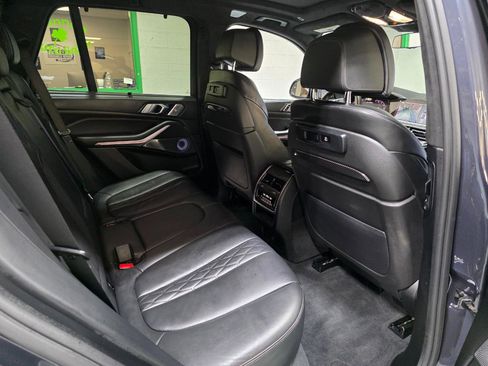 Used 2020 BMW X5 M50i w/ Executive Package AWD/4WD image 27