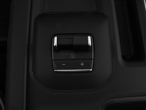 New 2026 GMC Sierra 2500 Denali Ultimate w/ Max Trailering Package AWD/4WD image 9