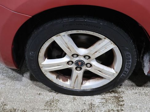 Used 2009 Pontiac Vibe Base w/ Sun And Sound Package image 8