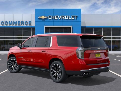 New 2026 Chevrolet Suburban High Country image 3