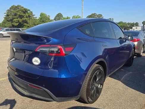 Used 2021 Tesla Model Y Long Range AWD/4WD image 7