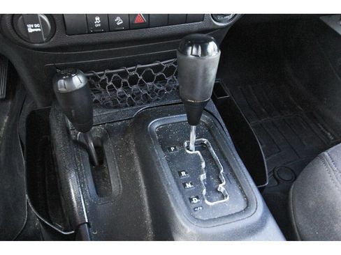 Used 2015 Jeep Wrangler Sport AWD/4WD image 25