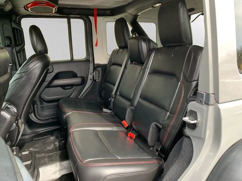Used 2019 Jeep Wrangler Unlimited Rubicon AWD/4WD image 19