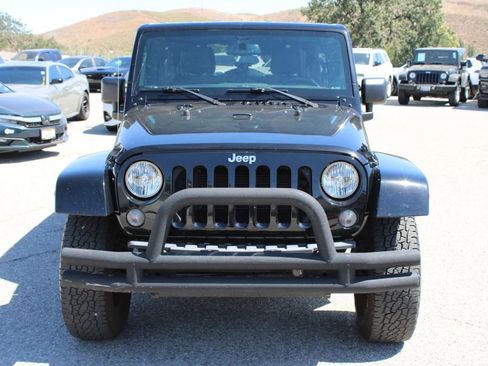 Used 2015 Jeep Wrangler Unlimited Sahara AWD/4WD image 2