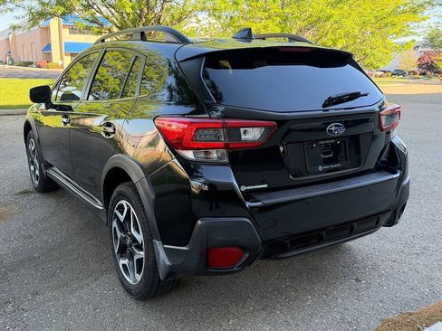 Used 2020 Subaru Crosstrek 2.0i Limited w/ Moonroof Package w/Navigation AWD/4WD image 10