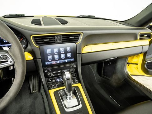 Used 2017 Porsche 911 Targa 4S image 13