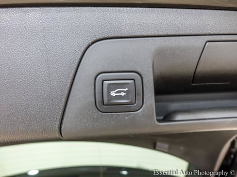 Used 2022 Buick Envision Essence w/ Safety Package AWD/4WD image 28