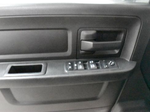 Used 2019 RAM 1500 Express w/ Express Value Package image 16