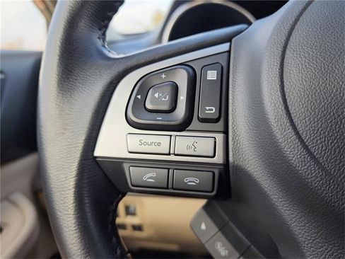 Used 2015 Subaru Outback 2.5i Limited image 16