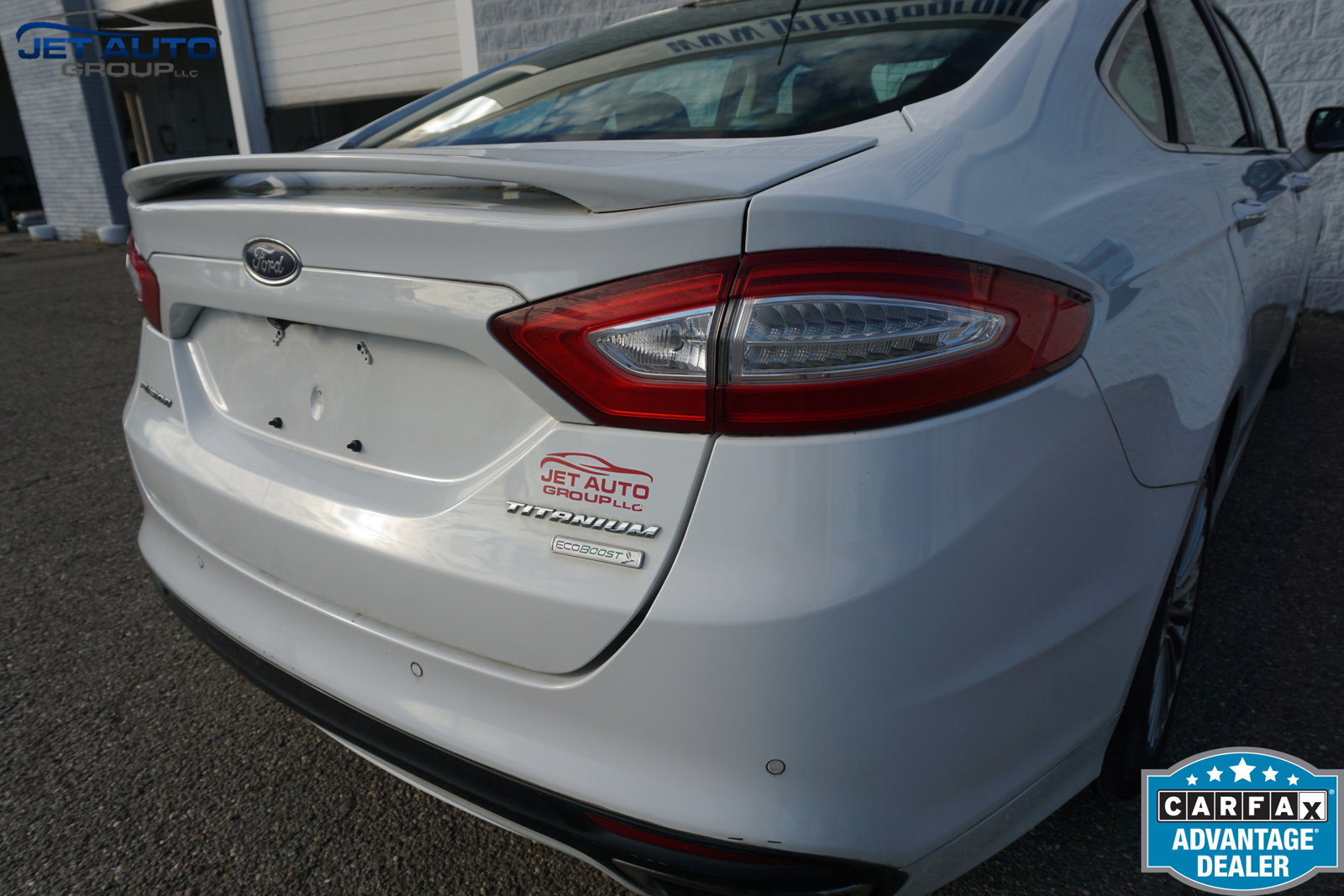Used 2014 Ford Fusion Titanium FWD image 11