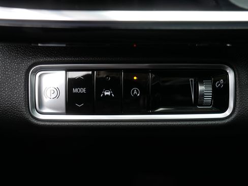 Used 2025 Buick Envision Preferred image 26