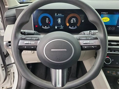 Used 2025 Hyundai Tucson SEL image 18